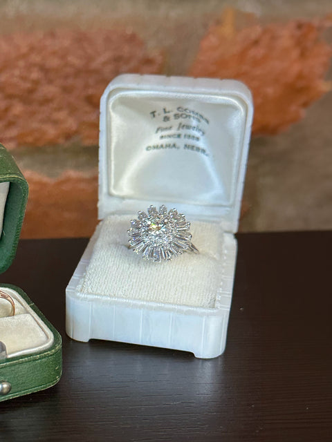 18KWG Diamond Ballerina Ring