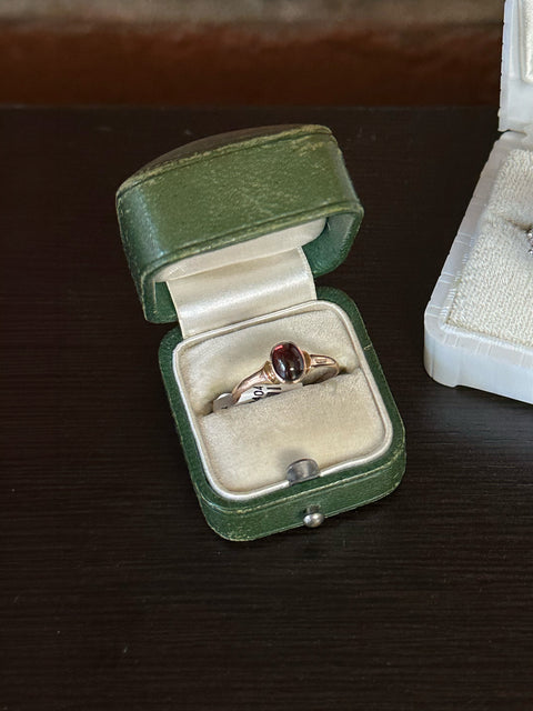 10Kt Rose Gold Antique Garnet Ring
