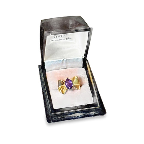10Kt Yellow Gold Vintage Amethyst Bow Ring