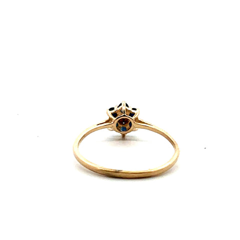 Sapphire Cluster Ring in 10kt Yellow Gold