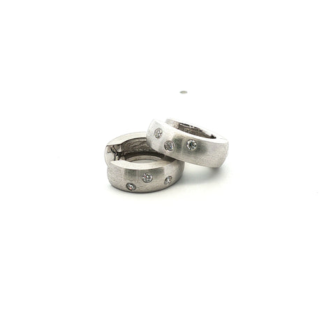 Diamond Huggies in 18kt White Gold